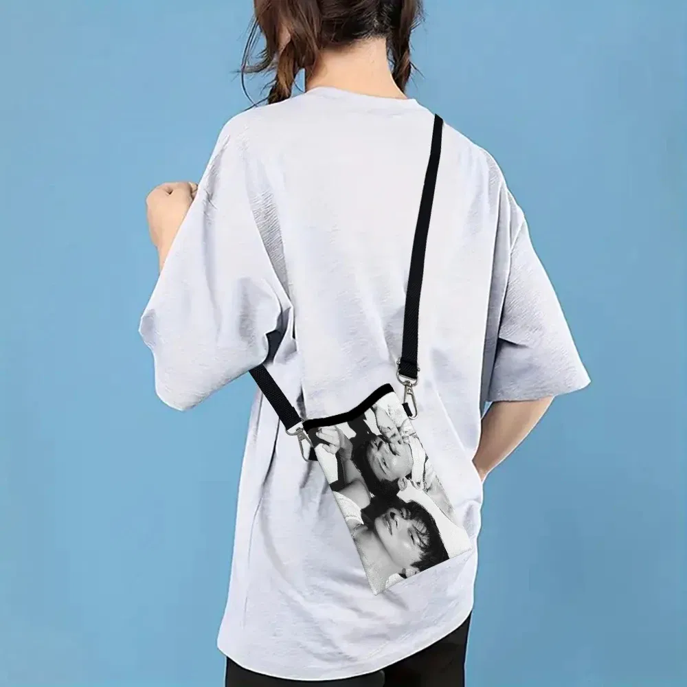 Color: Clear, Size: Extra Large - Ji Chang Wook Phone Bag Adjustable and Detachable Strap Designed for Women Crossbody Convertible ShoulderBag3.3 - Image 4