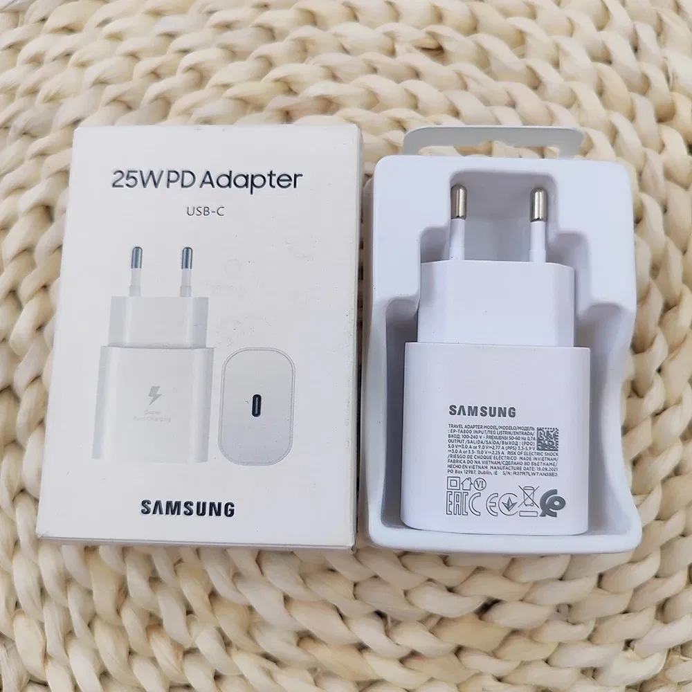 Plug Type: KR - Samsung W25 Flip 5G 25W Super Fast Charger PD Usb Type C Adapter Cargador For SAMSUNG Galaxy S25 S24 Ultra Plus S23 FE A05S M54