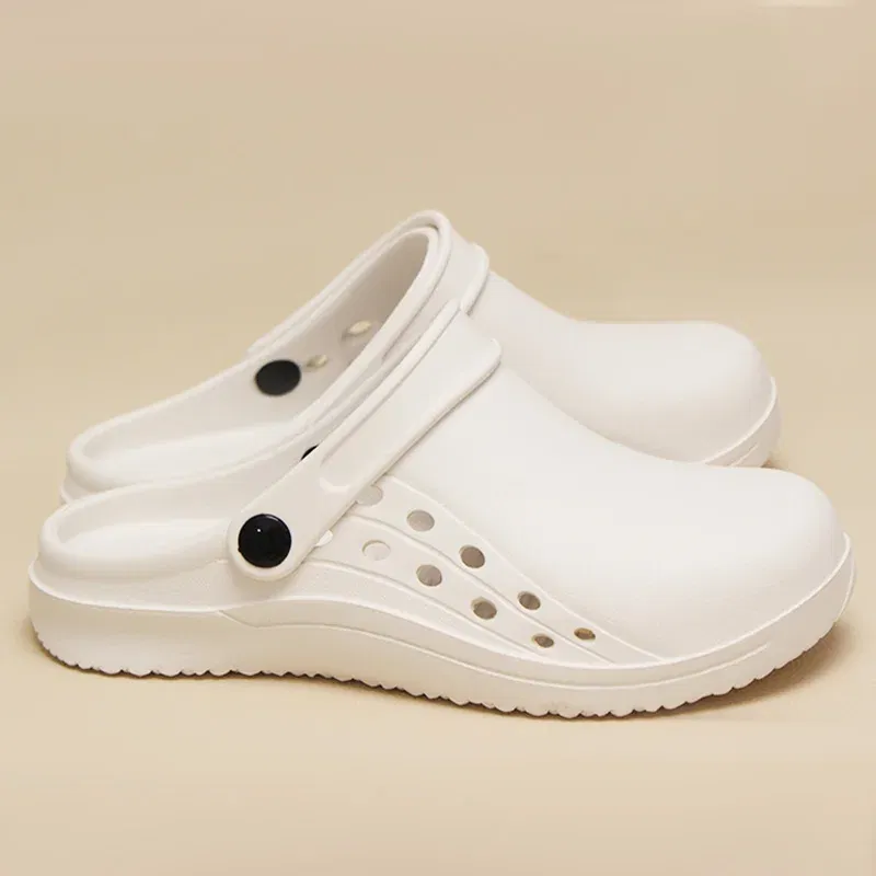 Color: Beige, Shoe Size: 33 - High Quality Scrub Shoes Non-slip Dentist Nursing Clogs Healthcare Service Work Slippers Soft Operating Room Protective Clogs