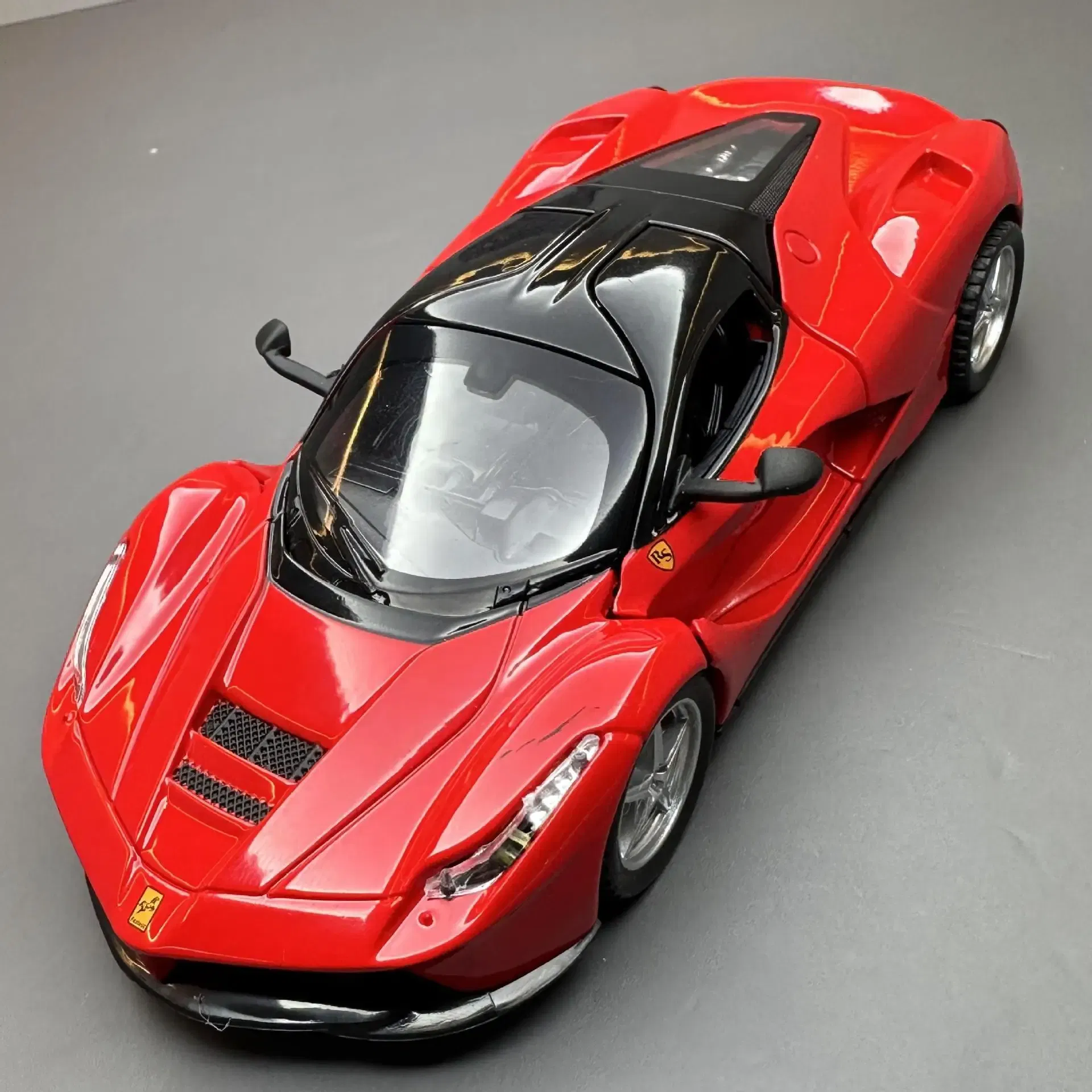 Color: green - 1:32 Ferrari Laferrari SF90 P80C 488 Alloy Car Model Diecasts Metal Toy Vehicles Car Model Simulation Sound Light Collect gifts - Image 2