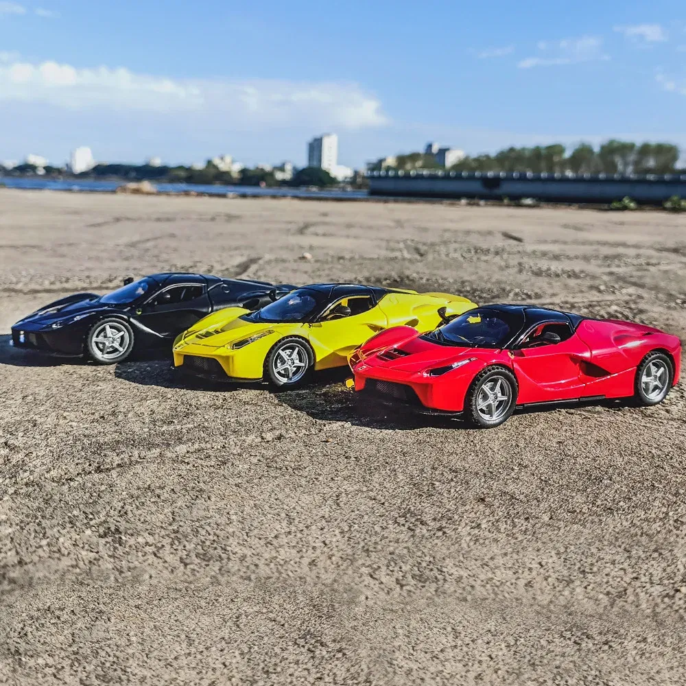 Color: green - 1:32 Ferrari Laferrari SF90 P80C 488 Alloy Car Model Diecasts Metal Toy Vehicles Car Model Simulation Sound Light Collect gifts - Image 5