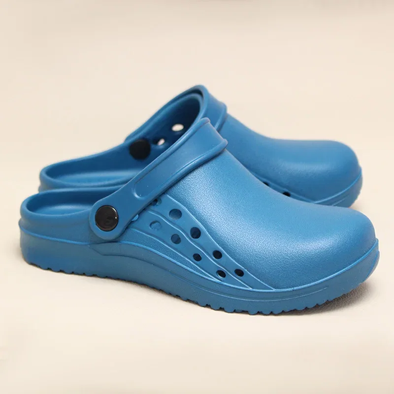 Color: Blue, Shoe Size: 33 - High Quality Scrub Shoes Non-slip Dentist Nursing Clogs Healthcare Service Work Slippers Soft Operating Room Protective Clogs