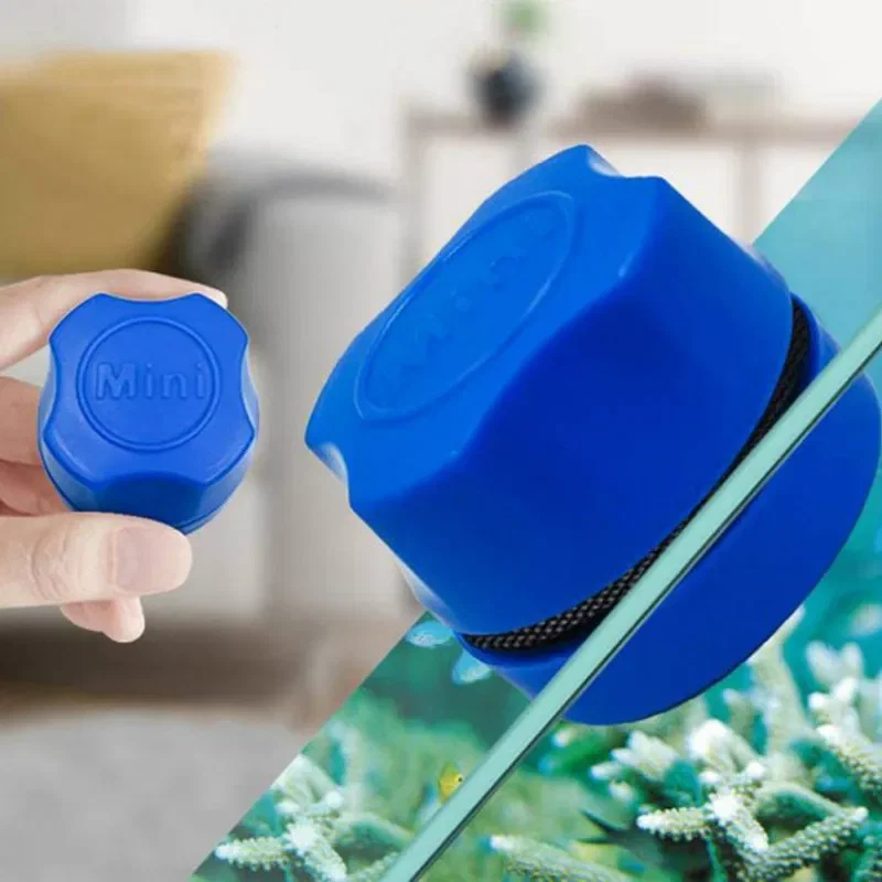 Color: Green - Aquarium Cleaning Magnet Fish Tank Clean Glass Scrubber Tool Double-Sided Algae Moss Removal Suspension Scraper